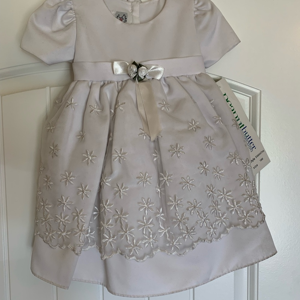 Elegant White Flower Girl Dress